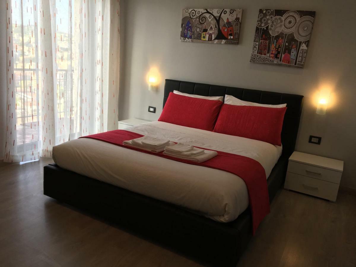 ポテンツァ 85Centro Bed & Breakfast エクステリア 写真