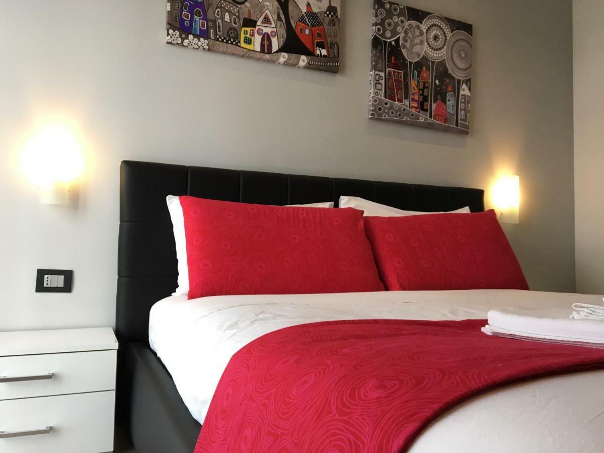 ポテンツァ 85Centro Bed & Breakfast エクステリア 写真